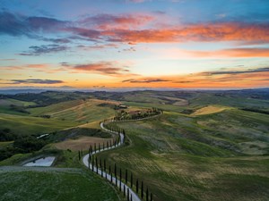 luca micheli r9rw20trq0y unsplash web h